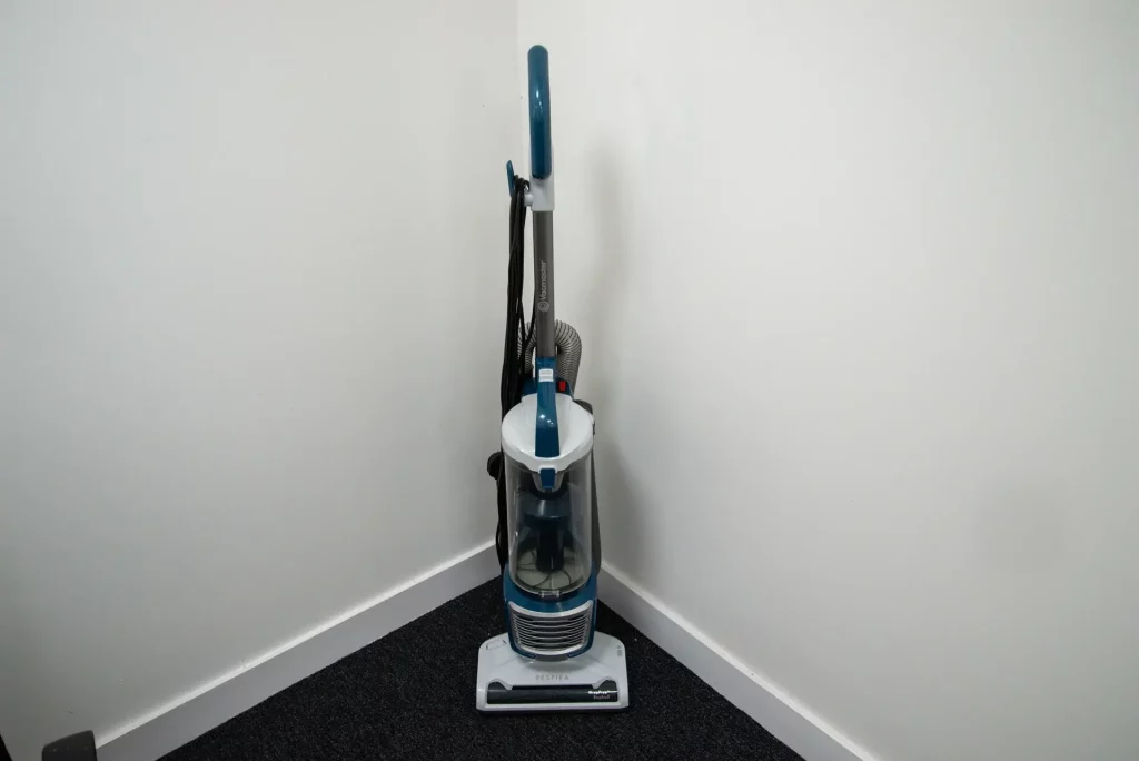 best vacuum under 200