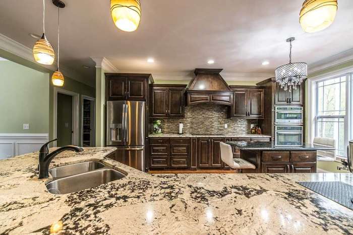 Delicatus White granite color