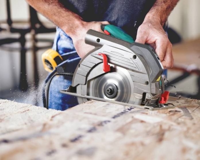 corded vs cordless circular saw