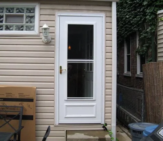 Screen Door Vs Storm Door – Which One is Right for you? screen door vs storm door